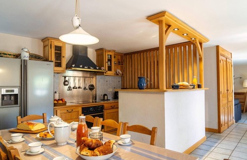 Brion House | Gîte Les Bouteillers 6/8 persons