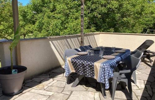 Lacave House | Gîte Les clés des Champs Côté Jardin