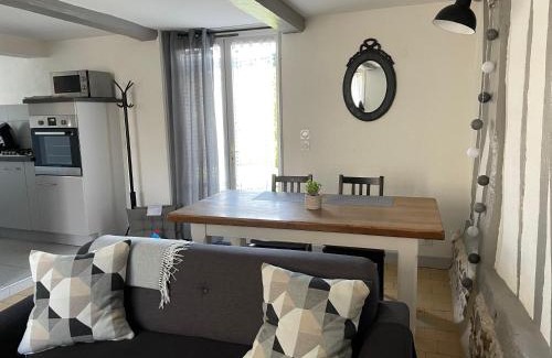 Gonneville-sur-Honfleur Apartment | Gîte Pépère