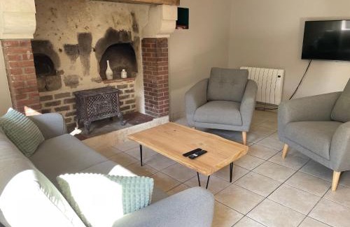 Saint-Georges-de-la-Couee House | Gîte paisible, tout confort avec grand terrain, garage, Wi-Fi, proche du Mans et de la vallée du Loir - FR-1-410-394