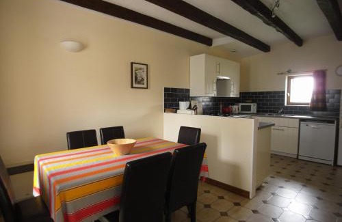 Les Champs-Geraux House | Gîte Poire - Les Gîtes de la Lohuas