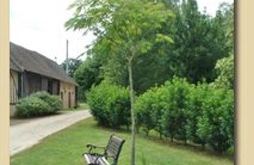 Ballon-Saint-Mars House | Gîte rénové en campagne, 3 ch., terrain 5000m², proche randonnées et Le Mans ! - FR-1-410-161