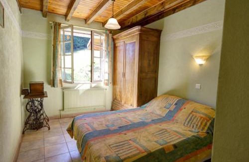 La Versanne House | Gîte rural avec cheminée, salle de jeux, espace télétravail et accès direct aux sentiers de randonnée - FR-1-496-127