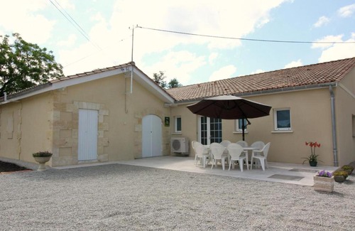 Saint-Savin House | Gîte Saint-Savin, 5 pièces, 10 personnes - FR-1-440-104