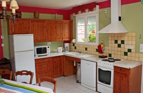 Fontaine-les-Croisilles House | Gîte spacieux à Croisilles, 7 pers, terrasse sud, parking, wifi, proche Arras, parc expo, base nautique - FR-1-376-63