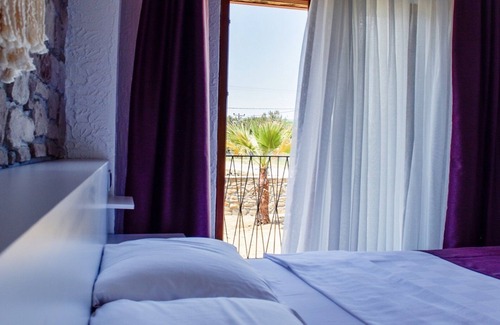 Gokceada Bed & Breakfast | Gökçeada Deep Breath