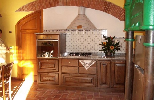 Lucca Historical Center Apartment | G & G MILL - SWIMMING POOL - Wi-Fi FREE