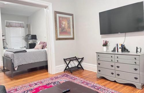 Fan District House | G1 central location museums FREE PARKING
