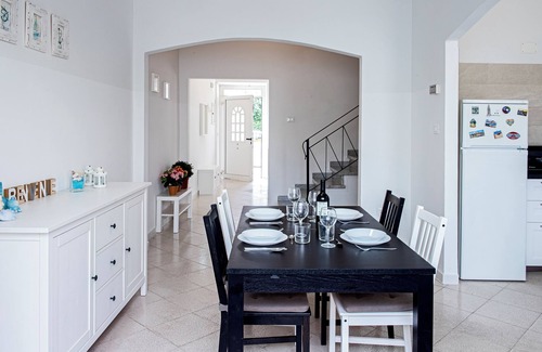 Ex Campo d'Aviazione House | Gabbiano Bianco cozy cottage in Viareggio WiFi, air condit., families and crew