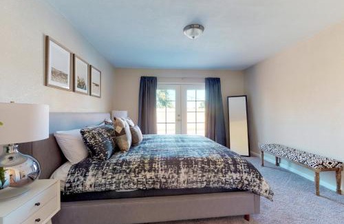 Mesa House | Gable's Corner