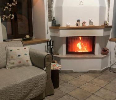 Kalopanayiotis House | Galaria House