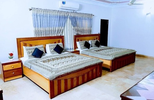 Gulshan-E-Jamal House | Galaxy Inn Near Jinnah International Airport Branch