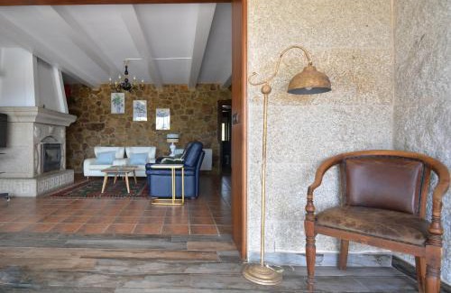 Carracido Villa | GALIHOST - Villa Marianina