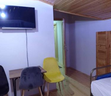 Tsageri House | Gallery