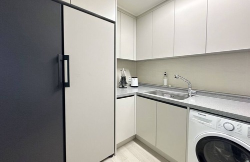 Cheongdam Apartment | Gangnam Han River View 1bedroom+1living room