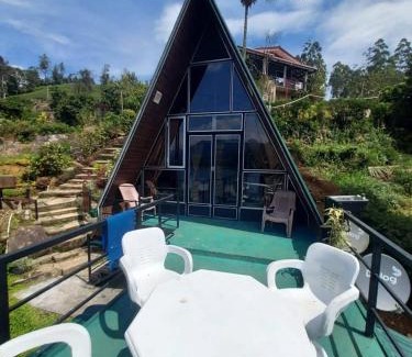 Hatton House | Gangula Family Cottage