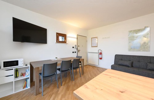 Vaccarolo Apartment | Gardawinehouse
