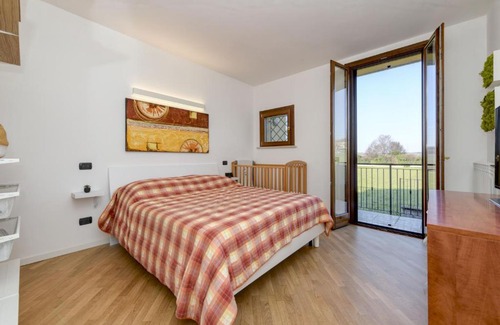Vaccarolo Apartment | Gardawinehouse
