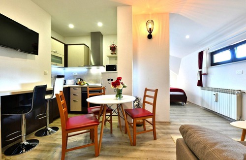Seliste Dreznicko Apartment | Garden apartment near near Plitvička Lake