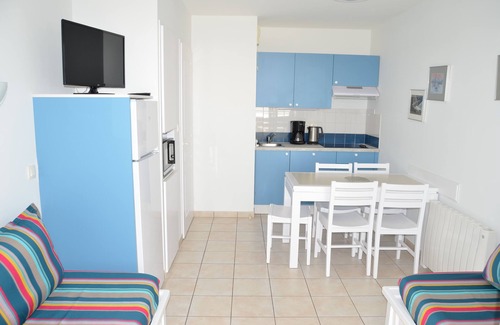 Chateau-d'Olonne Apartment | Garden apartment with terrace, sea view and swimming pool