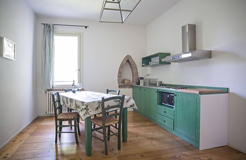 Nogarole Rocca House | Garden apartment with swimming pool