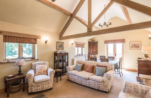 Billingsley House | Garden Barn