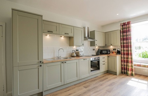 Kirkmichael Cottage | GARDEN HOUSE - CULZEAN CASTLE, family friendly in Maybole