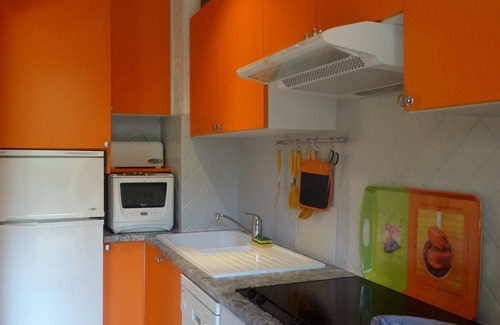 Cavaliere Apartment | Garden level, quiet, 4 people, garden terrace, Wifi, parking, beach 600m