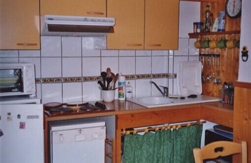 Forville Apartment | Garden level in a typical house