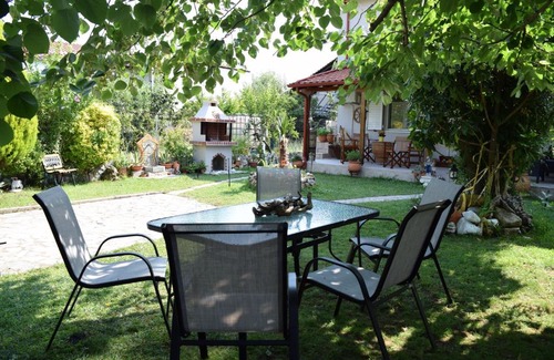 Leptokaria Villa | Garden's Villa