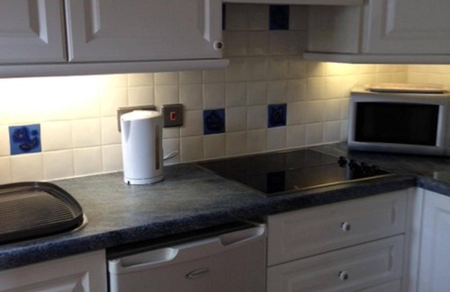 Kingskerswell Apartment | Garden View Apartment in the pretty village of Kingskerswell