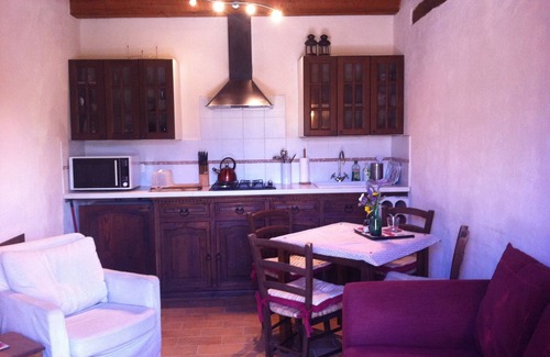 Amandola Apartment | Garden View @ The Hideaway Farmhouse, Amandola, Le Marche