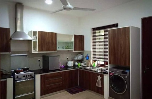 Homagama House | Garden Villa-Luxury home in Homagama Sri Lanka 5 mins HW and 20 mints to Colombo