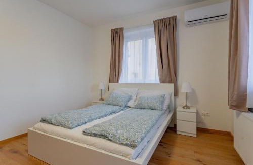 Sashalom Apartment | Gardencity Villa Apartman