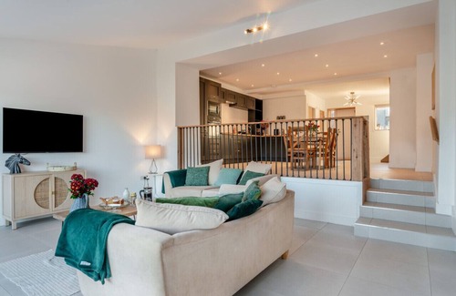 Hoylandswaine House | Gardeners Cottage at Fall Head Farm