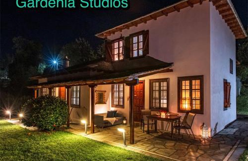 Mouresi Apartment | Gardenia Studios