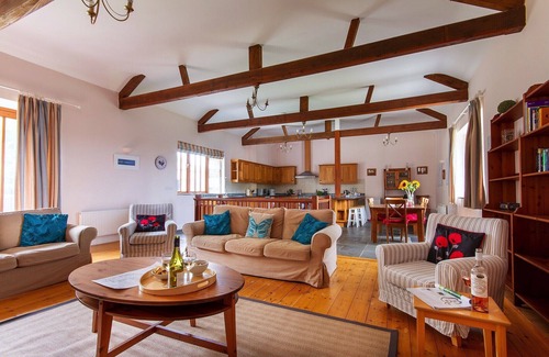 Ruan High Lanes Cottage | Gare Barn, Veryan, lovely countryside views