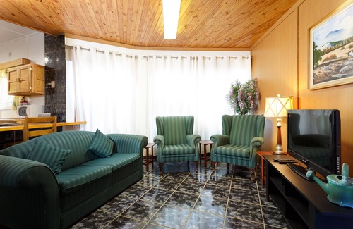 Gariepdam Cottage | Gariep Dam SunRose Group of Guest Houses