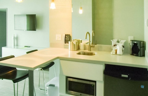 New Concord Hotel | Garland Hotel