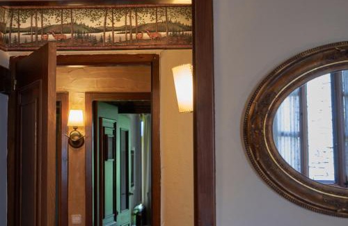 Garos Bed & Breakfast | Garos Ostau