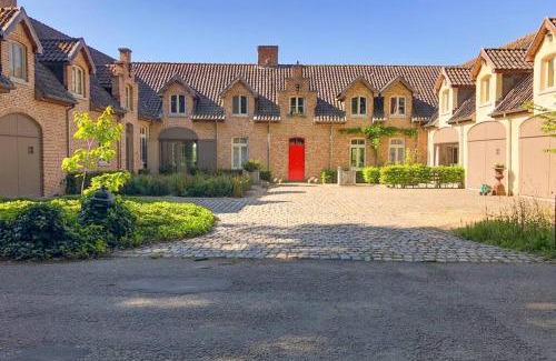 Broechem House | Gastenhuis prachtige Historische Vierkant Hoeve