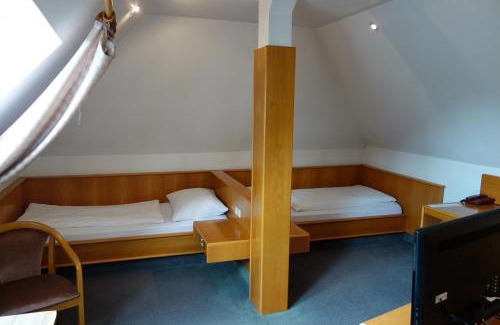 Engelhartszell Hotel | Gasthof-Hotel Goldenes Schiff