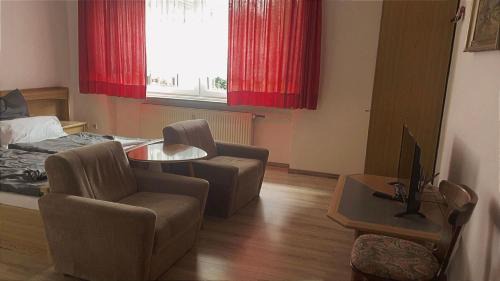 Trostauer Forst-West Hotel | Gasthof-Pension Silberhaus