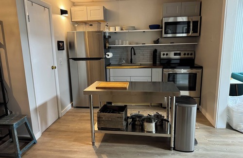 Lee Apartment | Gateway to the Berkshires - Renovated downtown apartment