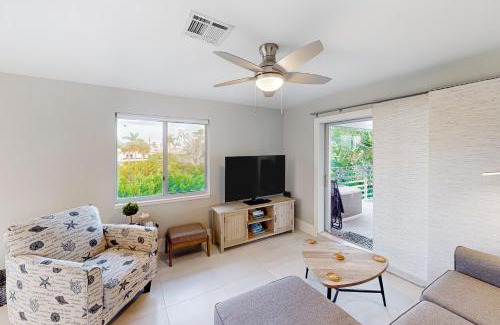 Isles of Capri Apartment | Gather Together - Unit 143