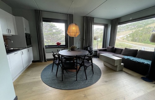 Atra Apartment | Gausta View