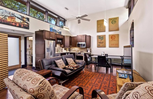 Clarksville House | Gay Friendly Modern Guest House - Great Location - Pool and Hot Tub