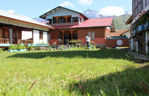 Along House | Gayboos Homestay