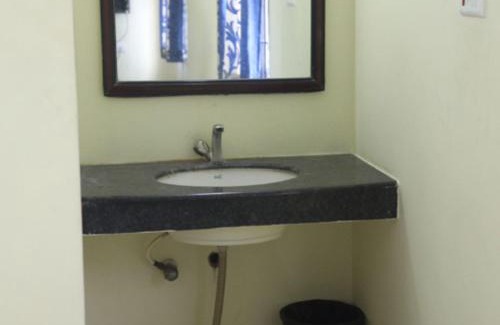Kanchipuram Hotel | Geetha Residency