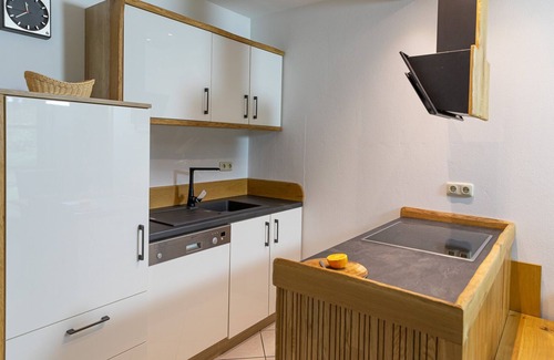 Altenkunstadt Apartment | Gemütliche Ferienwohnung (40qm) mit Terrasse & Garten